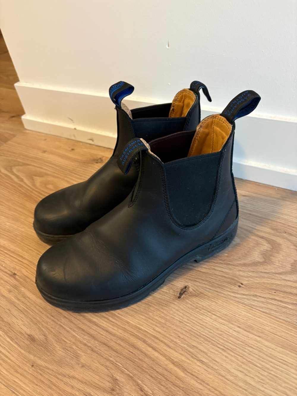Blundstone Black Leather Winter Boots